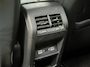 Peugeot 308 SW 1.6 Plug-in Hybrid 180 Allure | Navigatie | Camera | Voorruit verwarming | Standkachel | Cruise Control | Climate Control