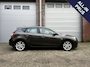 Mazda 3 1.6 Business Plus dealer oh/Stoel en ruit verwarming/garantie