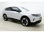 Opel Grandland 1.6 Turbo Plug-in-Hybrid Ultimate | 20'' lichtmetalen velgen | Stoel- stuurverwarming | Elektrische achterklep | Afneembare trekhaak | Elektrisch verstelbare stoelen | Zwart dak | Alcantara bekleding