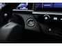 Opel Grandland 1.6 Turbo Plug-in-Hybrid Ultimate | 20'' lichtmetalen velgen | Stoel- stuurverwarming | Elektrische achterklep | Afneembare trekhaak | Elektrisch verstelbare stoelen | Zwart dak | Alcantara bekleding