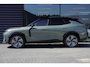 Lynk & Co 08 1.5 More | 200km Hybride | Stoelmassage, Verwarming en Ventilatie | Panoramadak | Matrix LED | Harman Kardon | 360° Camera | Getint glas | Bestuurdersstoel met geheugen | Sfeerverlichting | Apple Carplay | Dodehoekassistent | Adaptive Cruise Contol