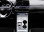 Hyundai Kona Electric EV Fashion 64 kWh CLIMATE | CARPLAY | ADAPCRUISE | LED | LMV17 | CAMERA | DAB | LEER/STOF | PDC | STOELVERW | HEAD-UP