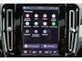 Volvo XC40 B4 Plus Dark - IntelliSafe Assist & Surround - Harman/Kardon audio - Parkeercamera achter - Verwarmde voorstoelen & stuur - Parkeersensoren voor & achter - Elektr. bedienb. voorstoelen met geheugen links - Draadloze tel. lader - Extra getint glas - Inklapbare trekhaak - 19' LMV