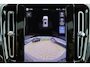 Volvo XC40 B4 Plus Dark - IntelliSafe Assist & Surround - Harman/Kardon audio - Parkeercamera achter - Verwarmde voorstoelen & stuur - Parkeersensoren voor & achter - Elektr. bedienb. voorstoelen met geheugen links - Draadloze tel. lader - Extra getint glas - Inklapbare trekhaak - 19' LMV