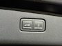 Genesis GV70 Sport 4WD / 490 PK / 4WD vierwielaandrijving / Sport uitvoering / 21 inch lichtmetalen velgen / Nappa lederen bekleding / Elektrisch verstelbare stoelen / Stoelverwarming / Stuurverwarming / Adaptieve cruise control / Navigatiesysteem / Digitaal instrumentenpaneel / Achteruitrijcamera / Elektrische achterklep / Keyless entry & start / LED verlichting / Apple CarPlay & Android Auto