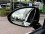 Genesis GV70 Sport 4WD / 490 PK / 4WD vierwielaandrijving / Sport uitvoering / 21 inch lichtmetalen velgen / Nappa lederen bekleding / Elektrisch verstelbare stoelen / Stoelverwarming / Stuurverwarming / Adaptieve cruise control / Navigatiesysteem / Digitaal instrumentenpaneel / Achteruitrijcamera / Elektrische achterklep / Keyless entry & start / LED verlichting / Apple CarPlay & Android Auto