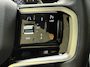 Land Rover Discovery Sport P300e 1.5 R-Dynamic S | Panoramadak | Trekhaak wegklapbaar | Lederen bekleding | Stoel&stuurverwarming | Navigatie | Apple CarPlay / Android Auto | Matrix LED | DAB | Keyless | Meridian audio | Elektrische achterklep | Volledig dealeronderhouden