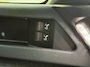 Land Rover Discovery Sport P300e 1.5 R-Dynamic S | Panoramadak | Trekhaak wegklapbaar | Lederen bekleding | Stoel&stuurverwarming | Navigatie | Apple CarPlay / Android Auto | Matrix LED | DAB | Keyless | Meridian audio | Elektrische achterklep | Volledig dealeronderhouden