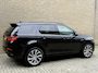 Land Rover Discovery Sport P300e 1.5 R-Dynamic S | Panoramadak | Trekhaak wegklapbaar | Lederen bekleding | Stoel&stuurverwarming | Navigatie | Apple CarPlay / Android Auto | Matrix LED | DAB | Keyless | Meridian audio | Elektrische achterklep | Volledig dealeronderhouden