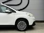 Peugeot 2008 1.2 PureTech Active 2e Eigenaar|Navi|Pano|Trekhaak|D-riem vv in 2024|Airco|Cruise|PDC|N.A.P|APK tot 04-2027