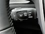 Peugeot 2008 1.2 Hybrid Nefkens Edition | Adaptieve Cruise Control | Navigatie | Dodehoek Bewaking | Climate Control | Apple Carplay/Android Auto | Camera Voor + Achter |