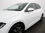 Volkswagen Polo 1.0 TSI Move Navigatie App Connect / Android Auto / Apple Carplay Climate Control Parkeer sensoren Lichtmetalen Velgen Dab Digitale Cockpit