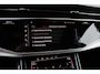 Audi Q8 50 TDI quattro Pro Line S / Trekhaak / Panoramadak / Camera / Softclose / Intr.voorverwarming / 21'' / Luchtvering / Leder / CarPlay / Bose / Dodehoek / DAB / ACC / Stoelverwarming