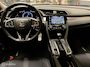 Honda Civic 1.5 i-VTEC Elegance Dealer-auto|Trekh-afneembaar