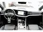 Volkswagen Touareg 3.0 TDI R-Line Automaat | NL-Auto | Pano | Adaptive | Camera | Carplay | Memory | Keyless