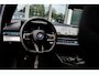 BMW 5-Serie Touring 530e xDrive | M Sportpakket | Driving Assistant Plus | Trekhaak | Stuurverwarming