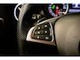 Mercedes-Benz CLA 180 AMG Facelift Nederlandse auto/Apple carplay/Stoelverwarming/Achteruitrijcamera/Parkeersensoren/Kleppensysteem/19 inch licht metalen velgen/LED/Navigatie
