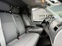 Volkswagen Transporter 2.0 TDI L2H1 | 180 PK | Automaat | Navi | Stoelverwarming
