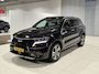 Kia Sorento 1.6 T-GDI Hybrid 2WD ExecutiveLine 7p. NL Auto, Schuif kantel dak, Stoel en Stuur verwarming, Apple Carplay/Android Auto, Navigatie, Camera. 10 jaar garantie.