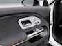 Mercedes-Benz CLA 180 Business Solution AMG | Night Pakket | Panoramadak | Adaptieve Cruise Control | Dodehoekassistent | Verkeersbordenassistent | MULTIBEAM LED Koplampen | Elektrisch Verstelbare Stoelen + Memory | Stoelverwarming | Sfeerverlichting | THERMOTRONIC Klimaatregeling | Sierdelen Geborsteld Aluminium Lightlines | Apple CarPlay | Android Auto | Achteruitrijcamera | Parkeersensoren