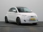 Fiat 500 La Prima 42 kWh | Panoramadak | Achteruitrijcamera | Stoelverwarming | 312km WLTP |