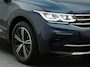 Volkswagen Tiguan 1.4 TSI eHybrid Elegance 245pk DSG | LED Matrix | Trekhaak | Navigatie | 360 Camera | Stoel- & Stuurverwarming | Keyless | Elektrische achterklep |