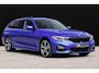 BMW 3-Serie Touring 330i xDrive High Executive M-pakket | Pano | HUD | 19" | Laser | Keyless | Hifi | Camera | DAB | Elektr. stoel + mem | Alarm kl.3 | Etc.