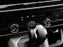 Volkswagen Transporter 2.0 TDI 150pk DSG DC Bulli L2 | Dubbele Cabine | Airco | Adaptive cruise control  | Camera | App connect | Digital cockpit | PDC | Trekhaak | 17" LM velgen | Betimmering | Glaslook panelen |