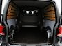 Volkswagen Transporter 2.0 TDI 150pk DSG DC Bulli L2 | Dubbele Cabine | Airco | Adaptive cruise control  | Camera | App connect | Digital cockpit | PDC | Trekhaak | 17" LM velgen | Betimmering | Glaslook panelen |