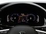 Volkswagen Transporter 2.0 TDI 150pk DSG DC Bulli L2 | Dubbele Cabine | Airco | Adaptive cruise control  | Camera | App connect | Digital cockpit | PDC | Trekhaak | 17" LM velgen | Betimmering | Glaslook panelen |