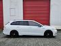 Volkswagen Golf Variant 1.5 eTSI R-Line Business+ | Pano | Elek. Trekhaak | Rijklaar inclusief 1 jaar BOVAG garantie!