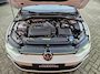 Volkswagen Golf Variant 1.5 eTSI R-Line Business+ | Pano | Elek. Trekhaak | Rijklaar inclusief 1 jaar BOVAG garantie!