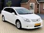 Toyota Avensis Wagon 2.0 D Executive NIEUWSTAAT NAVI CRUISE CLIMA XENON CAMERA TREKHAAK