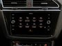 Volkswagen Tiguan 1.4 TSI eHybrid R-Line Business+ Trekhaak|Camera|CarPlay|Winter Pakket|LED|Ad. Cruise|Digi-Dash|2x R-Line