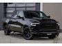 Dodge Ram LIMITED SPORT 5.7 V8 | BOM VOL | BLACK ON BLACK | HUD | LUCHTVERING | OPEN UITLAAT KLEP | EERSTE EIGENAAR | CREW CAB | DUBBELE CABINE 5 PERSOONS | COMFORT ROYALE BEEN RUIMTE |
