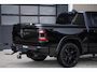 Dodge Ram LIMITED SPORT 5.7 V8 | BOM VOL | BLACK ON BLACK | HUD | LUCHTVERING | OPEN UITLAAT KLEP | EERSTE EIGENAAR | CREW CAB | DUBBELE CABINE 5 PERSOONS | COMFORT ROYALE BEEN RUIMTE |