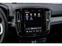 Volvo EX40 Single Motor Ext. Range Ultra Black Edition | Europa | Harman Kardon audio | 20" | Schuif-/kanteldak | Getint Glas | Elektrische stoelverstelling | Nubuck bekleding | Adaptive Cruise Control | Dodehoekdetectie |