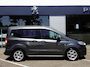 Ford Tourneo Courier TITANIUM 1.0Ecoboost-100pk S&S Airco | LM-velgen | Hoge instap & zit | Parkeersensoren achter | Zijschuifdeur links & rechts HOGE INSTAP, ZIJSCHUIFDEUREN, ZUINIGE MOTOR, DISTRIBUTIERIEM IS PAS VERVANGEN