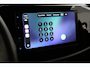 Toyota Aygo X 1.0 VVT-i S-CVT Pulse | Apple Carplay / Android Auto | Parkeersensoren voor/achter | Keyless | Adaptive Cruise | Clima | Camera | 17 inch | Privacy glas