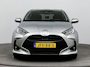 Toyota Yaris 1.5 Hybrid 115 Dynamic | Dodehoek detectie | Parkeersensoren voor/achter | Stoel-/stuurverwarming | Apple Carplay / Android Auto | Keyless | Adaptive Cruise | Clima | Camera | 16 inch