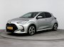 Toyota Yaris 1.5 Hybrid 115 Dynamic | Dodehoek detectie | Parkeersensoren voor/achter | Stoel-/stuurverwarming | Apple Carplay / Android Auto | Keyless | Adaptive Cruise | Clima | Camera | 16 inch