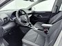 Toyota Yaris 1.5 Hybrid 115 Dynamic | Dodehoek detectie | Parkeersensoren voor/achter | Stoel-/stuurverwarming | Apple Carplay / Android Auto | Keyless | Adaptive Cruise | Clima | Camera | 16 inch