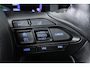 Toyota Yaris Cross 1.5 Hybrid Launch Edition (PANORAMADAK, TREKHAAK, CAMERA, STOELVERWARMING)