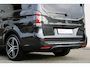 Mercedes-Benz V-klasse 300d / AMG / Exclusive / DC / 4-Matic / Elec Stoelen / Burmester / Vol Opties / NIEUWSTAAT.