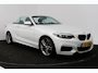 BMW 2-Serie Cabrio 218i High Executive (CAMERA, STUUR/STOELVERWARMING, CRUISE CONTROL, DIGITALE COCKPIT)