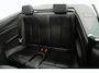 BMW 2-Serie Cabrio 218i High Executive (CAMERA, STUUR/STOELVERWARMING, CRUISE CONTROL, DIGITALE COCKPIT)