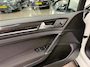 Volkswagen Golf 1.0 TSI R-Line * Automaat / Virtual cockpit / Carplay / Trekhaak / Stoelverwarming *