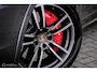 Porsche Cayenne 4.0 Turbo 550 pk | PDLS+ | PSCB | Sport Chrono + | Alcantara | Trekhaak | Panorama | Softclose | dubbel glas |