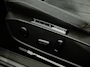 Volkswagen Golf 2.0 TDI Style Camera, Navi, Winterpakket, Cruise control adaptief, Keyless start,  Virtual desk, Memory stoelen, Massage stoelen
