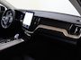 Volvo XC60 T6 AWD Ultra Dark | SOH 100% | Luchtvering | Trekhaak | 360° Camera | Panoramadak |